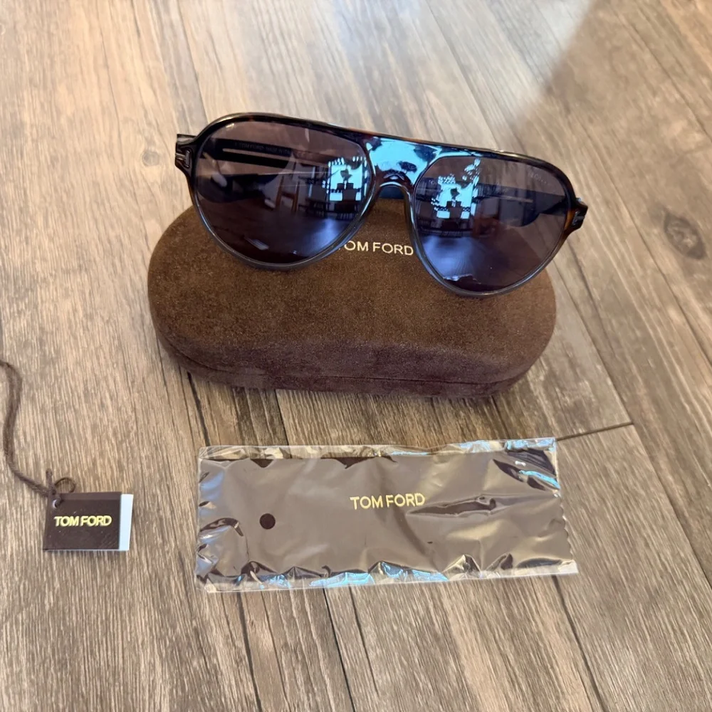 Tom Ford Oscar TF881 56C Tortoise Grey Retro Sunglasses Frame 60-14-140 - Picture 5 of 15